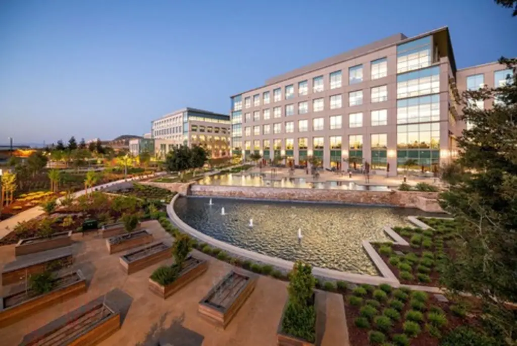 Tishman Speyer Closes Sale of Sunnyvale Office Campus to CommonWealth Partners